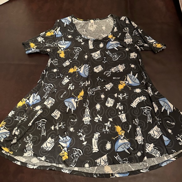 Lularoe Alice Tunic - Picture 1 of 6